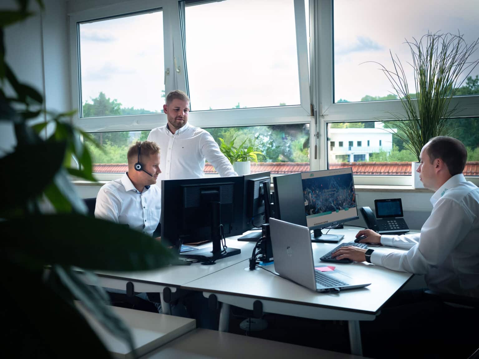 Disposition und Servicedesk von BES Systemhaus am Arbeitsplatz