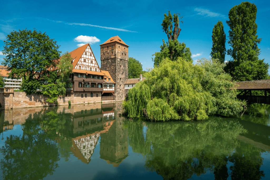 Blick auf die Nürnberger Altstadt an der Pegnitz